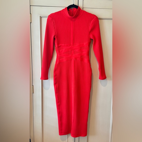 Red Long sleeve Bandage Dress! The fit is incredible! Size Medium. - Picture 3 of 9